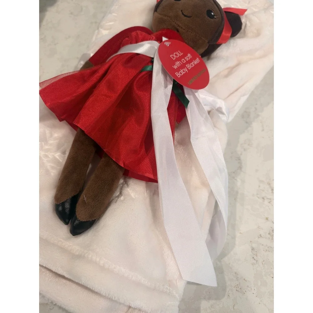 Limited‎ Edition Doll with Soft Snowflake Baby Blanket Gift Set Cream Red 30x40